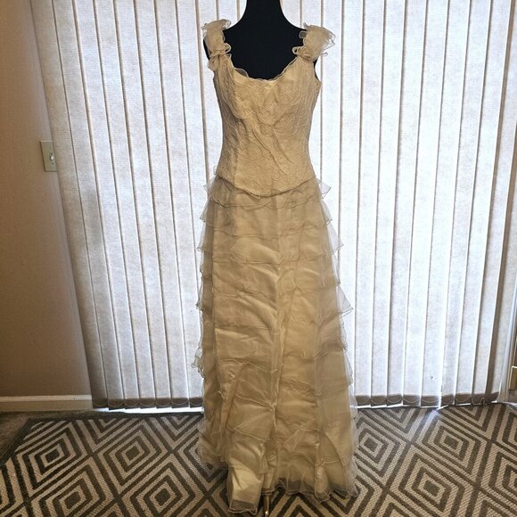 Franco Ciambella Haute Couture Ivory Wedding Dress 10/46 - Picture 1 of 9